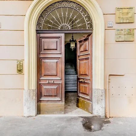 Trastevere 94 4*
