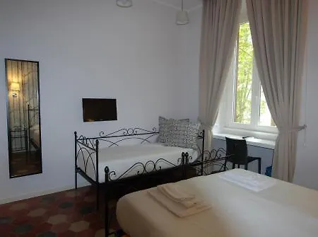 Trastevere 94 Bed & Breakfast 4*